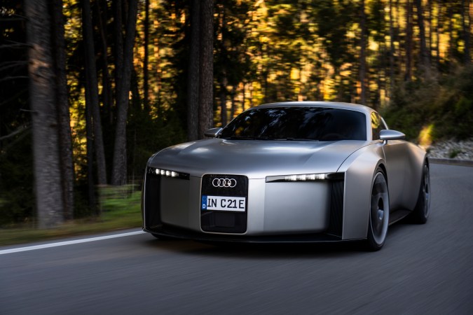 Audi Concept C se pasea por los bosques alemanes.