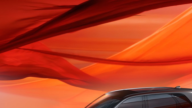 Century se vuelve independiente y muestra sus vehículos.