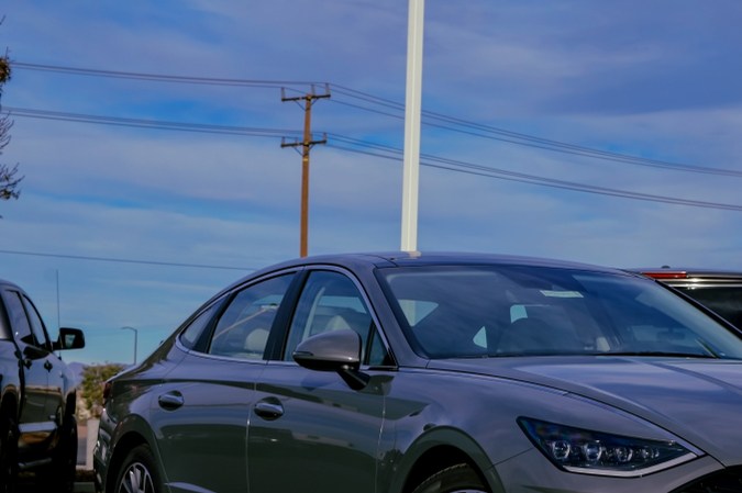 Hyundai Sonata 2020 de color gris