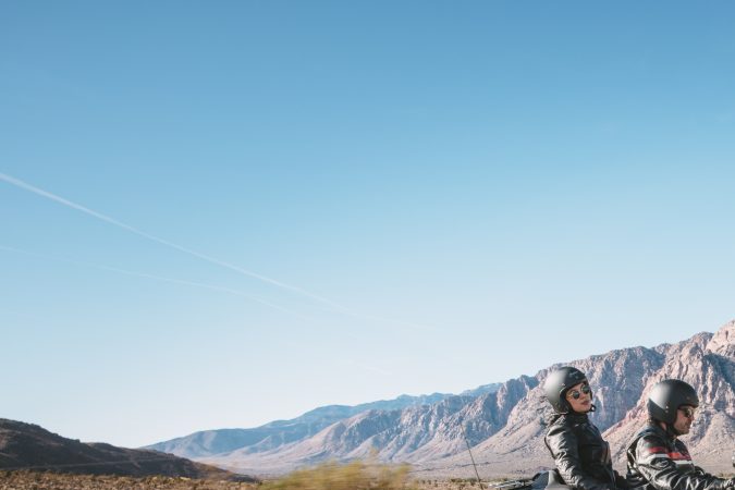 Indian Roadmaster en la carretera.