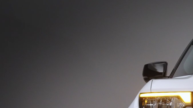 Jeep Grand Cherokee Trailhawk 4xe 2026 tiene detalles para capacidades todoterreno.