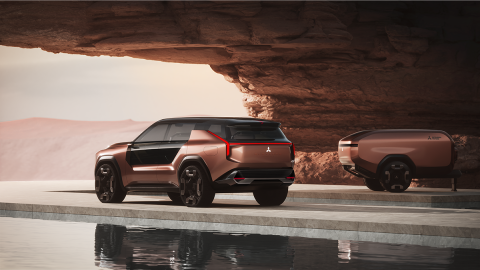 Mitsubishi Elevance: seis plazas giratorias y lujo off-road
