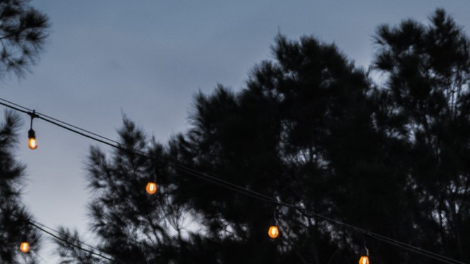 Tesla Model Y Standard en color blanco