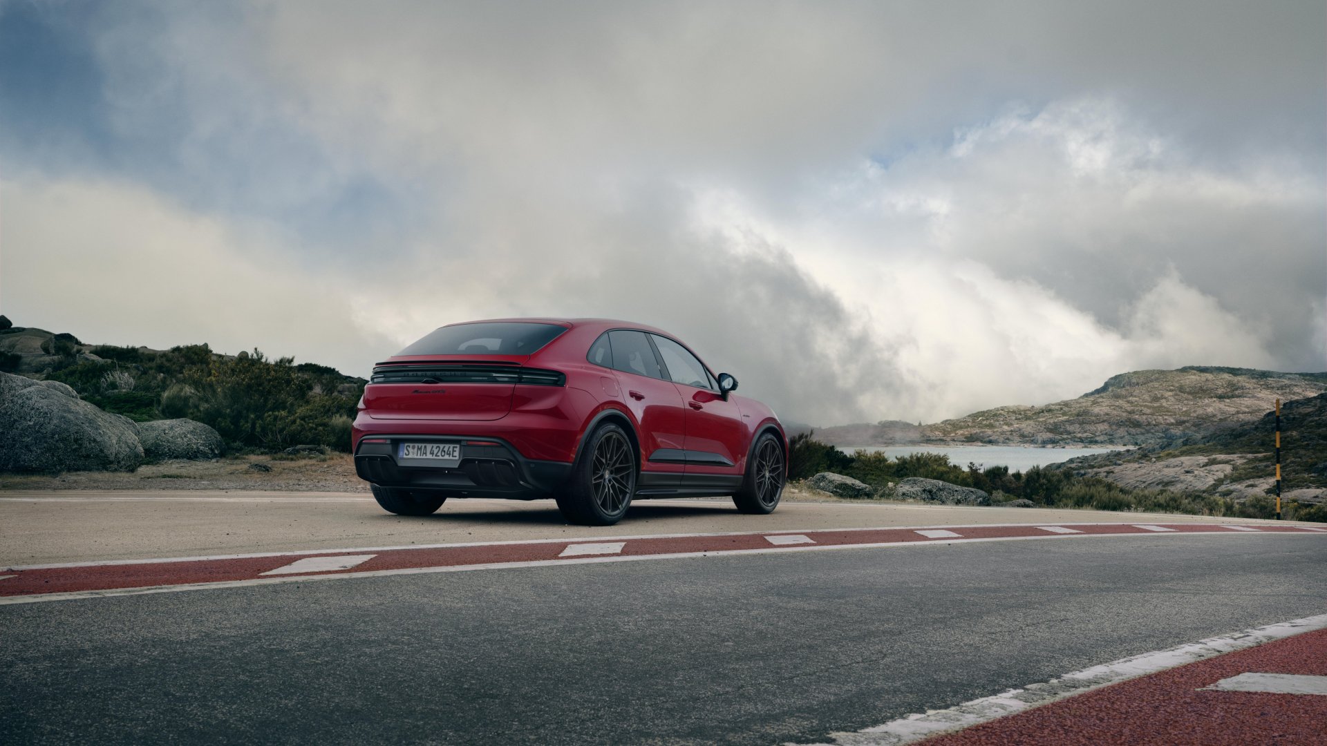 Porsche Macan GTS eléctrico 2026 tiene una potencia de 504 caballos de fuerza.