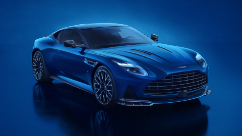 Aston Martin DB12 S tiene una parrilla actualizada.