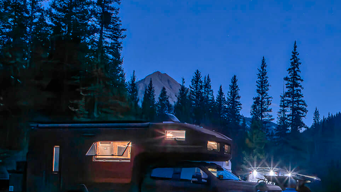 Earthroamer lanza nuevas autocaravanas.