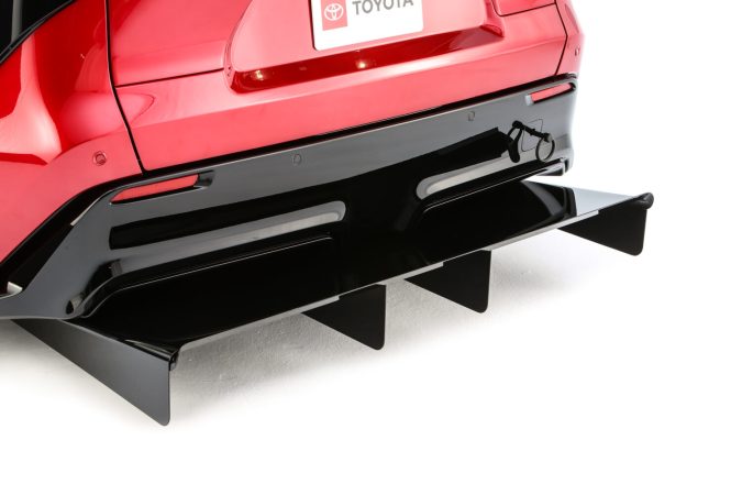 Toyota bZ Time Attack Concept tiene un gran difusor trasero.