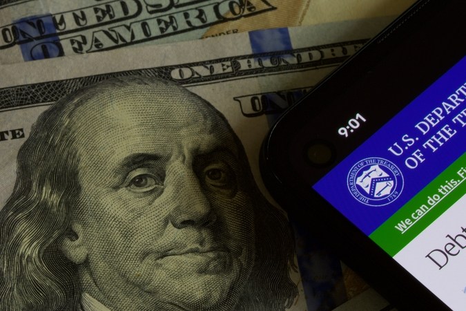 Cierre gubernamental afecta cadena de suministro automotriz y producción de vehículos.