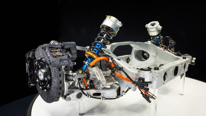 Ferrari Elettrica cuenta con un sistema de suspensión activa.