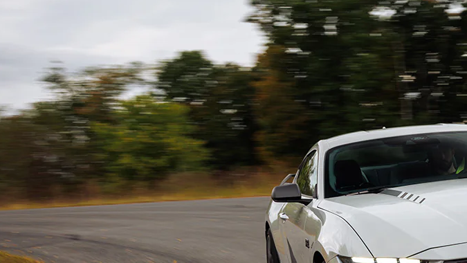 Ford Mustang EcoBoost RTR 2026 podrá costar alrededor de los $50,000 dólares.