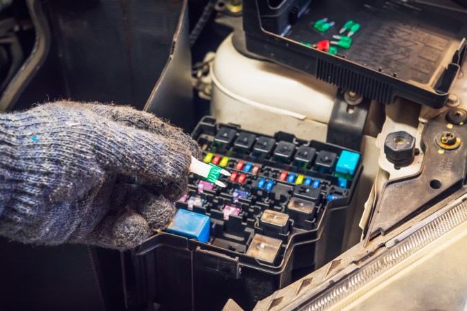 Los fusibles son un medio de protección ante cortocircuitos.