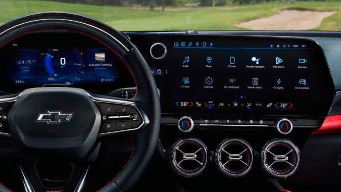 Sistema de infoentretenimiento de GM por Google no permitirá instalar otras apps.