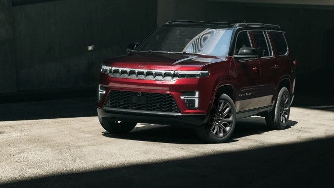 Jeep Grand Wagoneer 2026 tendrá autonomía de 500 millas con la versión híbrida enchufable.