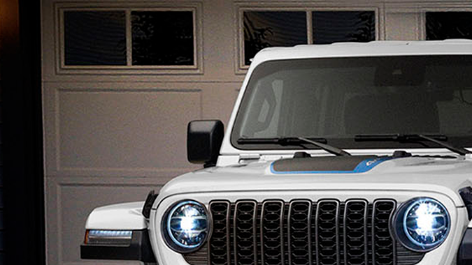 Jeep Wrangler 4xe tiene un motor híbrido enchufable.