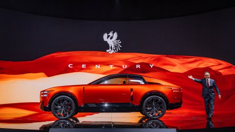 Century Coupé será lo nuevo de esta nueva marca de Toyota.