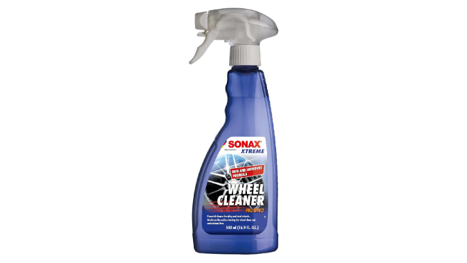 Limpiador de llantas Sonax Extreme Wheel Cleaner es económico y eficiente.