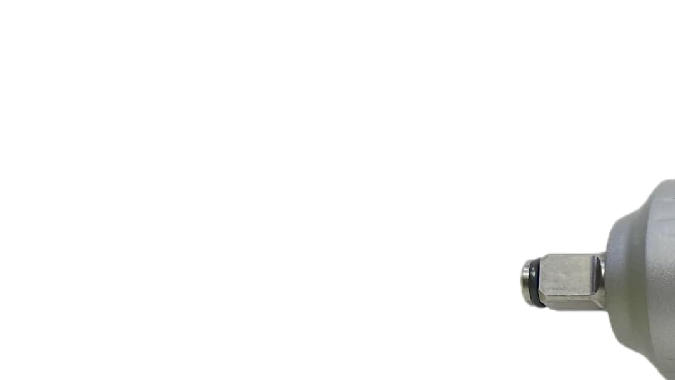 Llave de impacto inalámbrica Ryobi ONE+ es una solución económica.