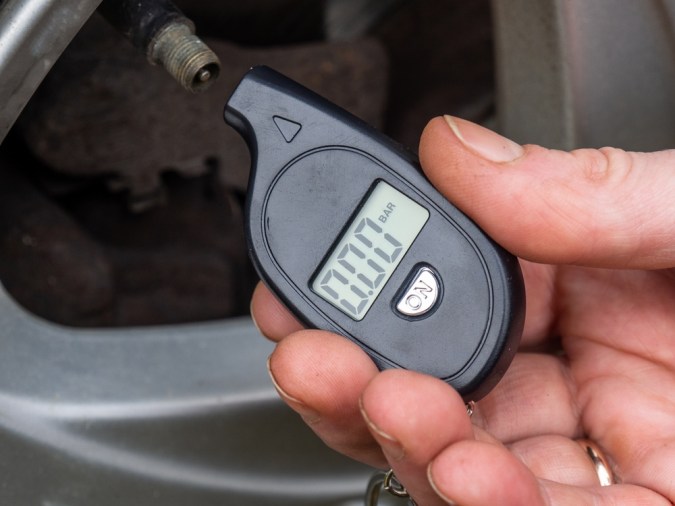 Sorprende con accesorios automovilísticos económicos que elevan la experiencia al volante.