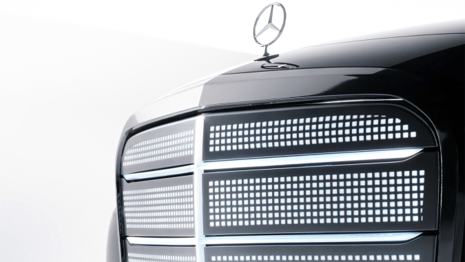 Mercedes-Benz Vision Iconic tiene una icónica parrilla.