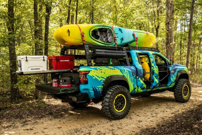 Nissan Frontier Rapid Runner tiene varios elementos para los amantes del kayak.