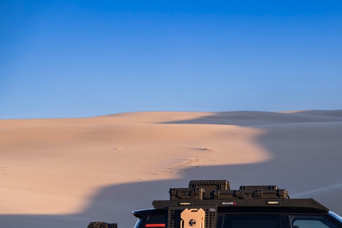 Nissan Dune Patrol está modificada para la aventura.