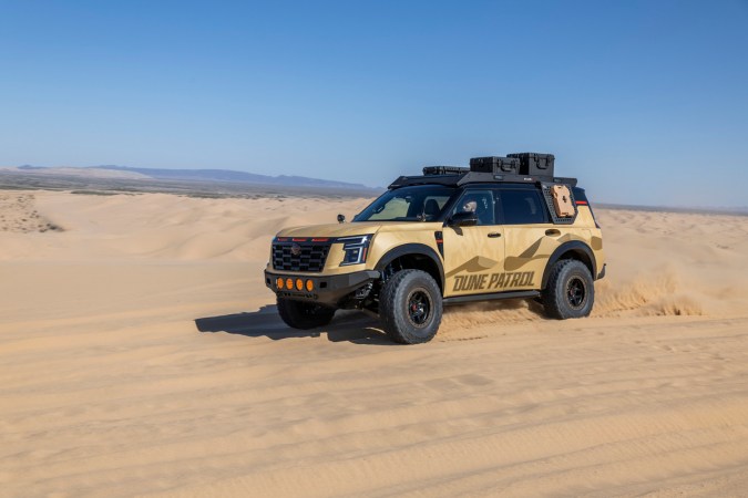 Nissan Dune Patrol tiene un gran rendimiento para el desierto.