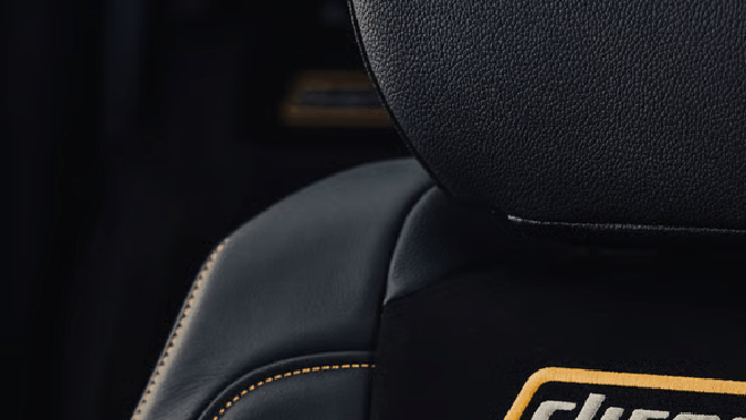 Ram 1500 Lowered fue creada por Direct Connection y Fox Factory Vehicle