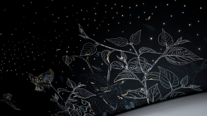 Rolls-Royce Phantom Centenary presenta un starlight especial.