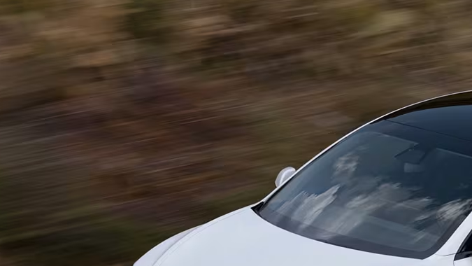 Tesla Model 3 Standard tiene pequeños cambios que abaratan costos.