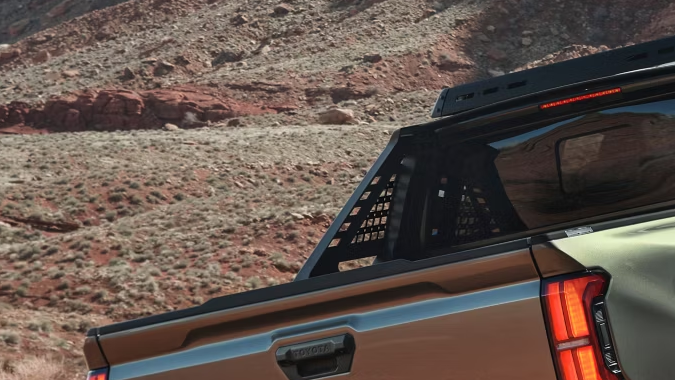 Toyota Tacoma 2025 tiene grandes capacidades todoterreno.