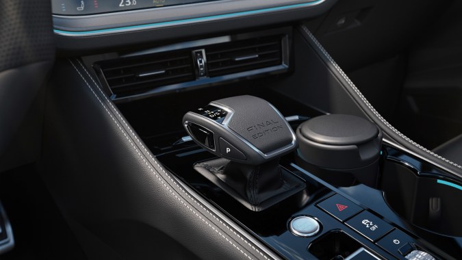 Volkswagen Touareg 2026 Final Edition tiene detalles estéticos únicos.
