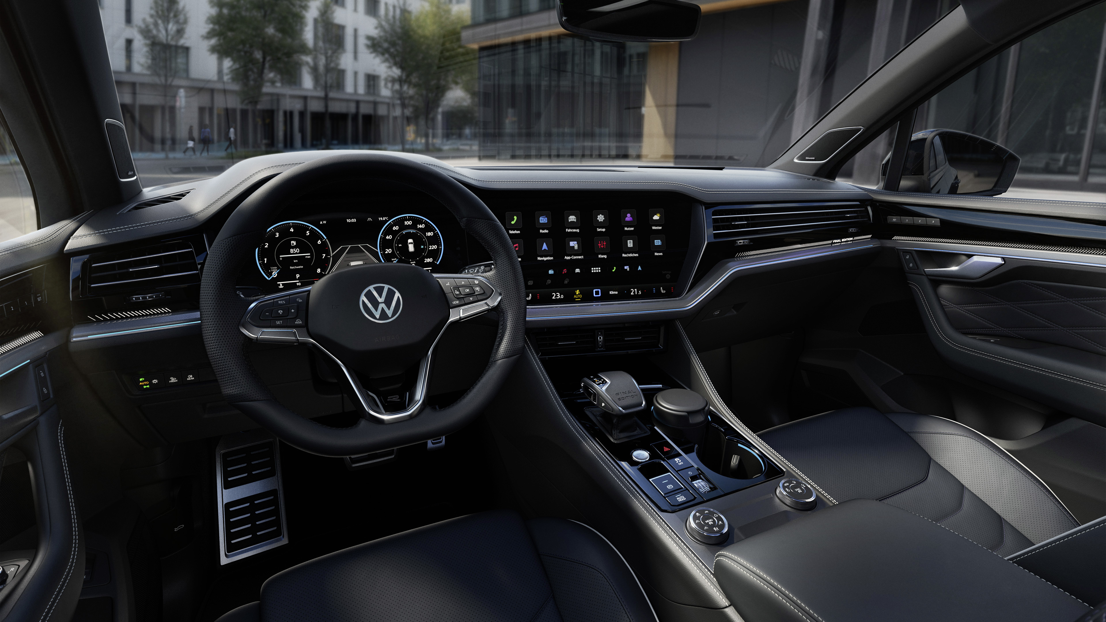 Volkswagen Touareg 2026 Final Edition mantiene el confort en su interior.