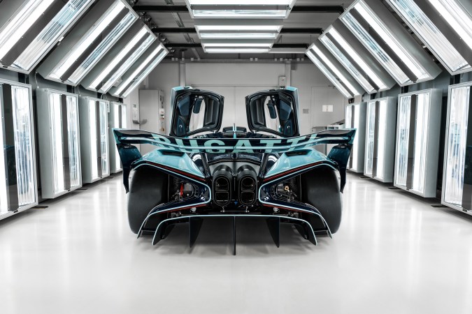 Bugatti Bolide no está homologado para calle.