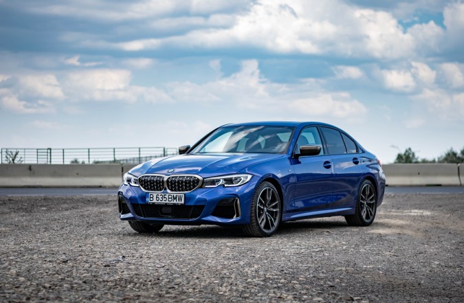 BMW M340i xDrive front 3/4 view