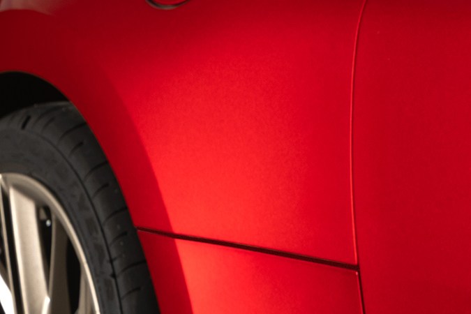 Chevrolet Camaro ZL1 tiene un paquete performance de fibra de carbono.