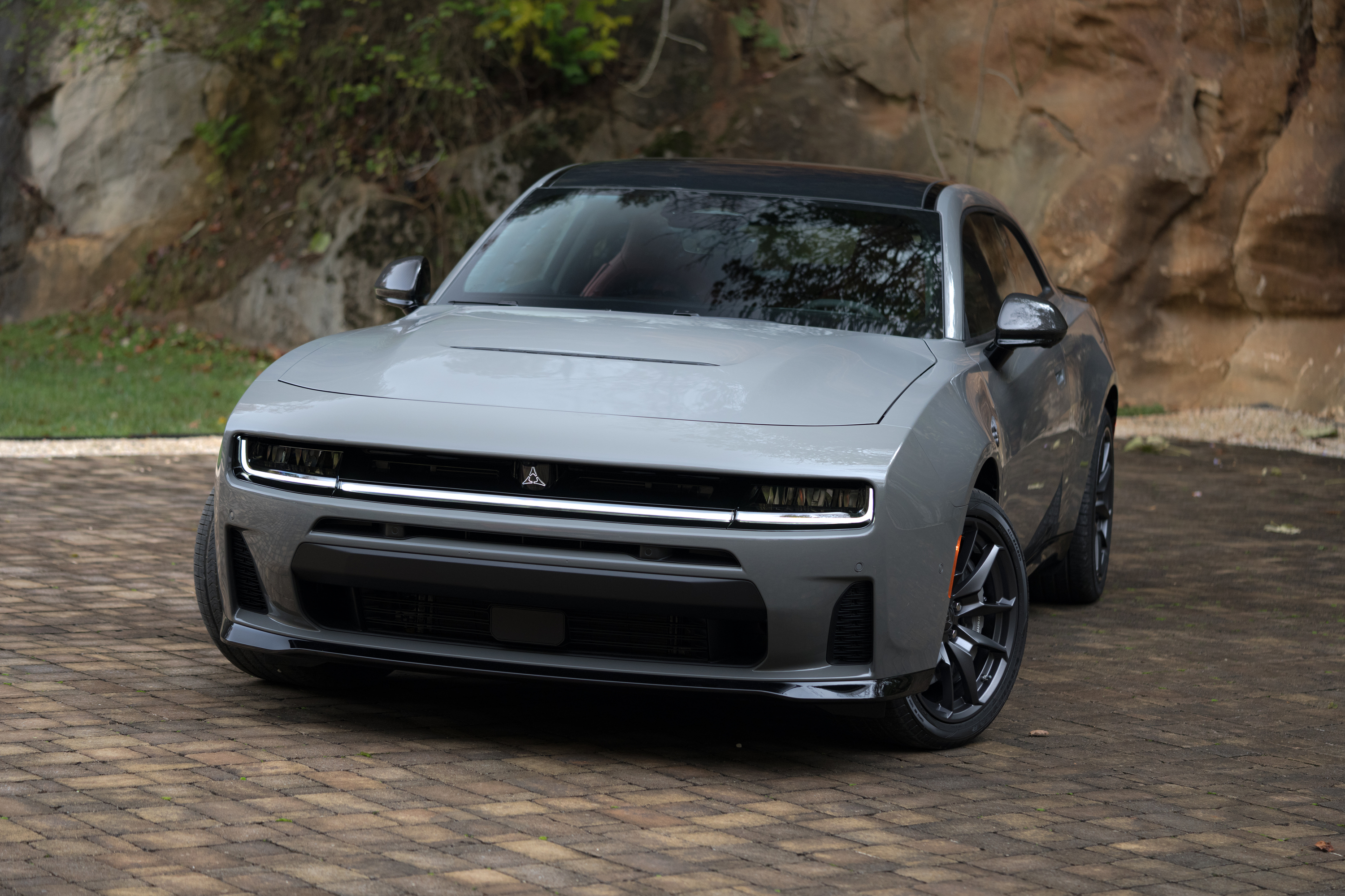 Dodge Charger Scat Pack 2026 hace volver el rugido de los motores en los charger.