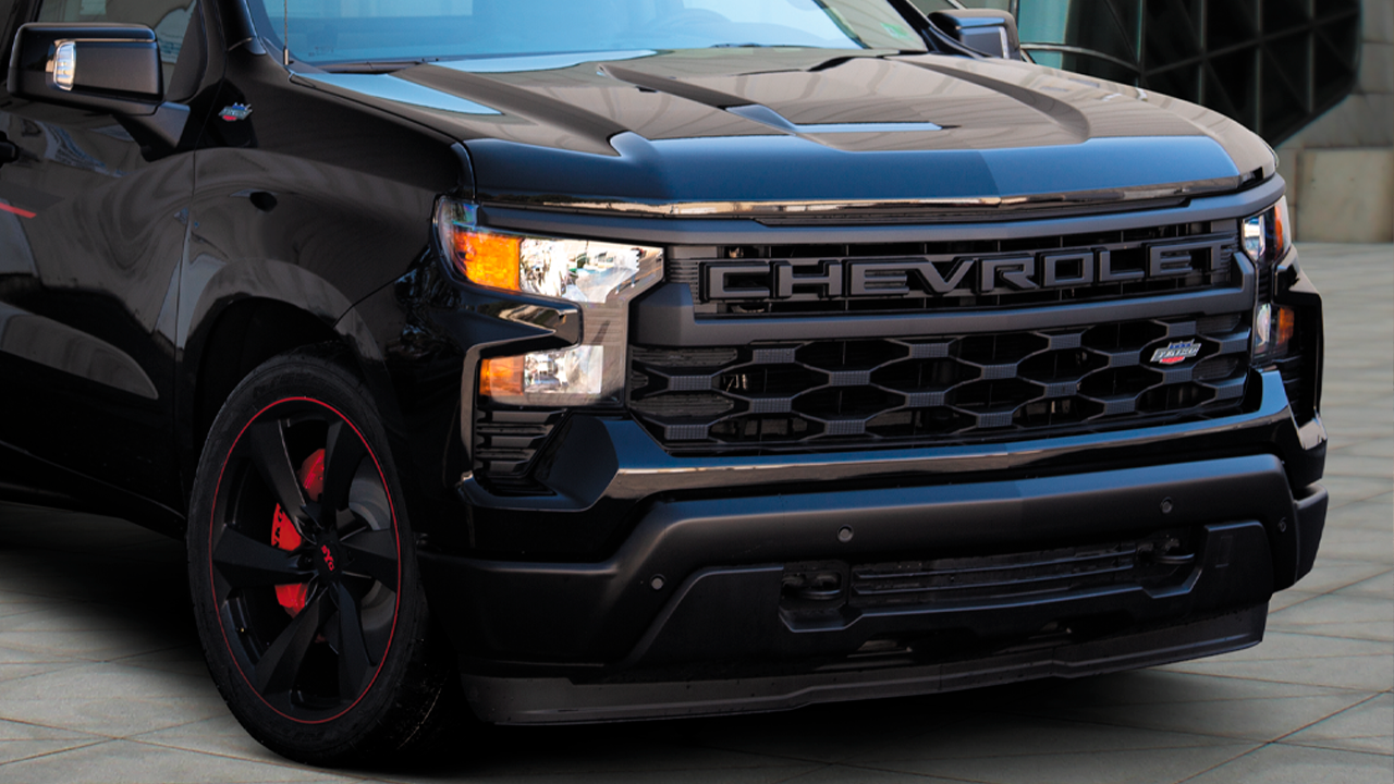 SVE Silverado SC Yenko 2026 está diponible con la Chevrolet Silverado 1500 2026.