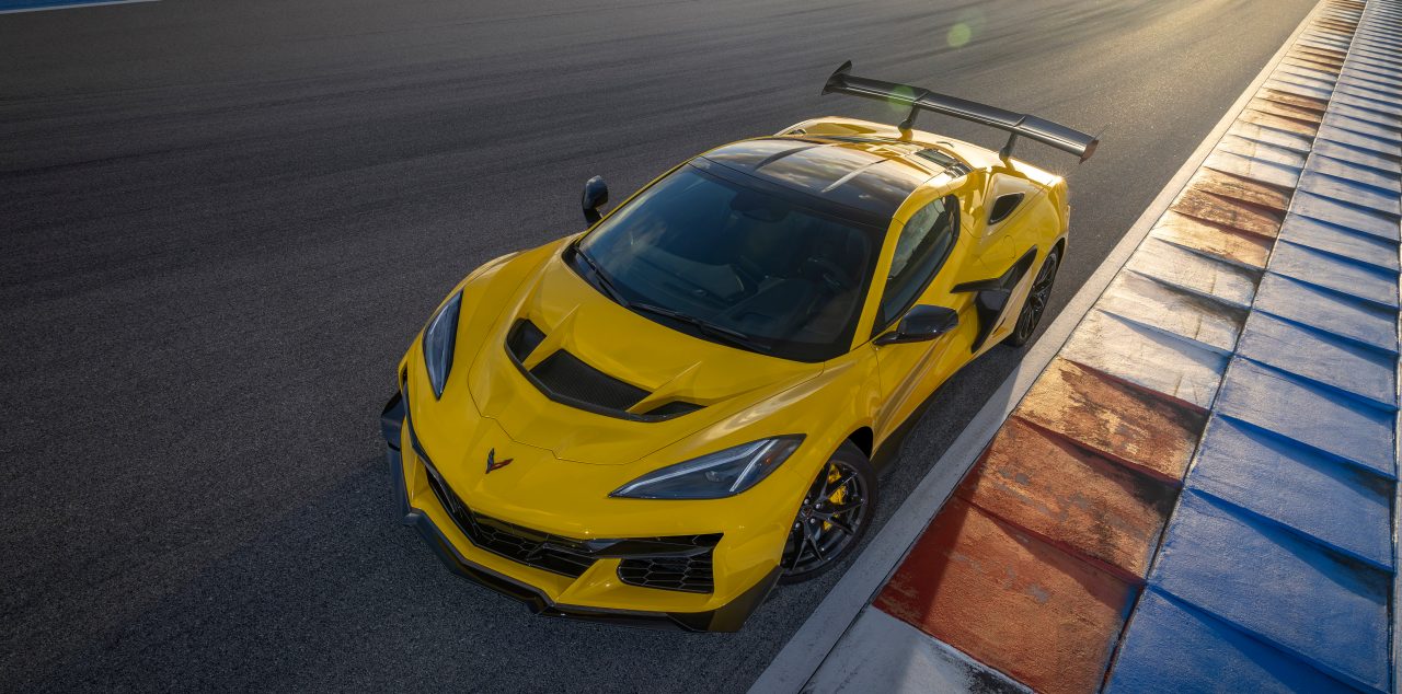 Chevrolet Corvette ZR1 amarillo