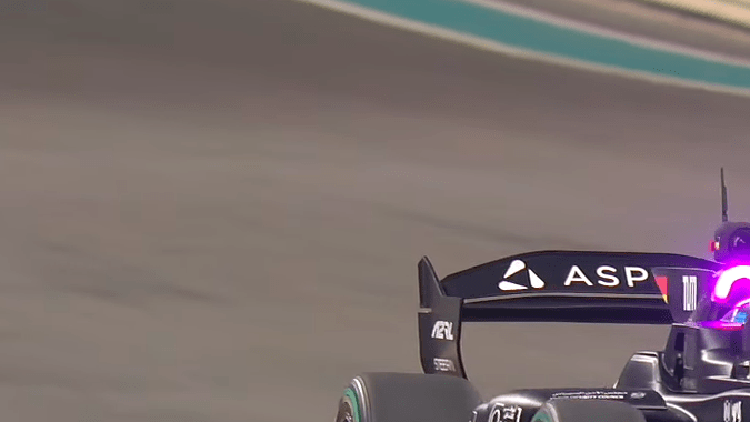 Monoplaza A2RL IA ha mejorado mucho su conducción autónoma.