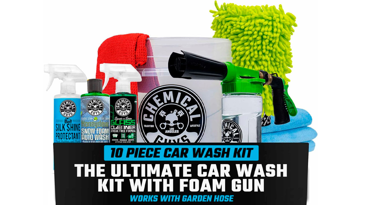 Kit de lavado para autos Arsenal Builder de Chemical Guys es bastante útil.