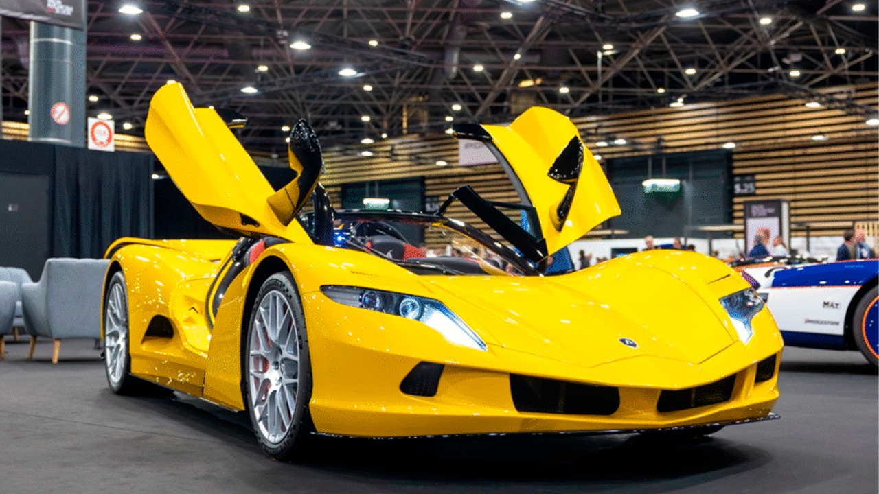 Aspark Owl Roadster tiene un diseño que lo hace volar.