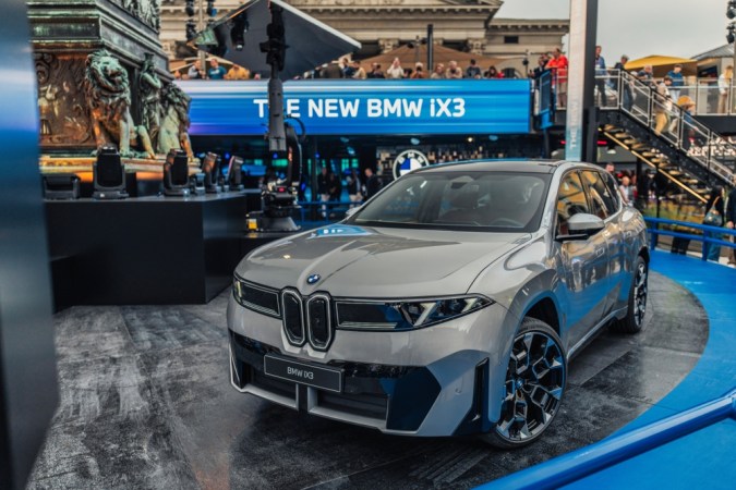 El Nuevo BMW iX3 Neue Klasse en el stand de BMW en IAA Mobility 2025 en Múnich, Alemania, el 8 de septiembre de 2025.