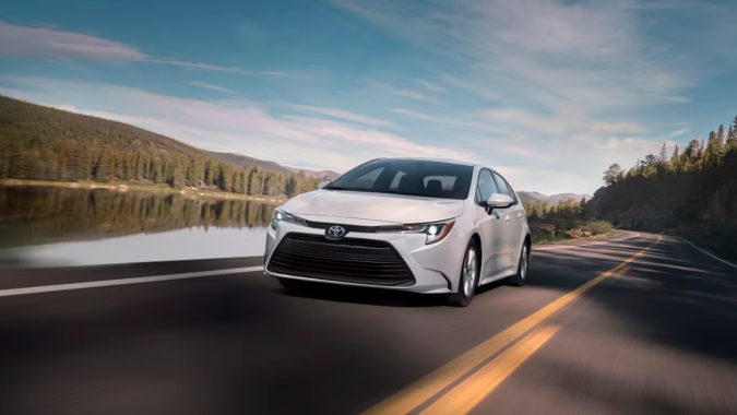 Toyota Corolla 2026 tiene una buena eficiencia de combustible.