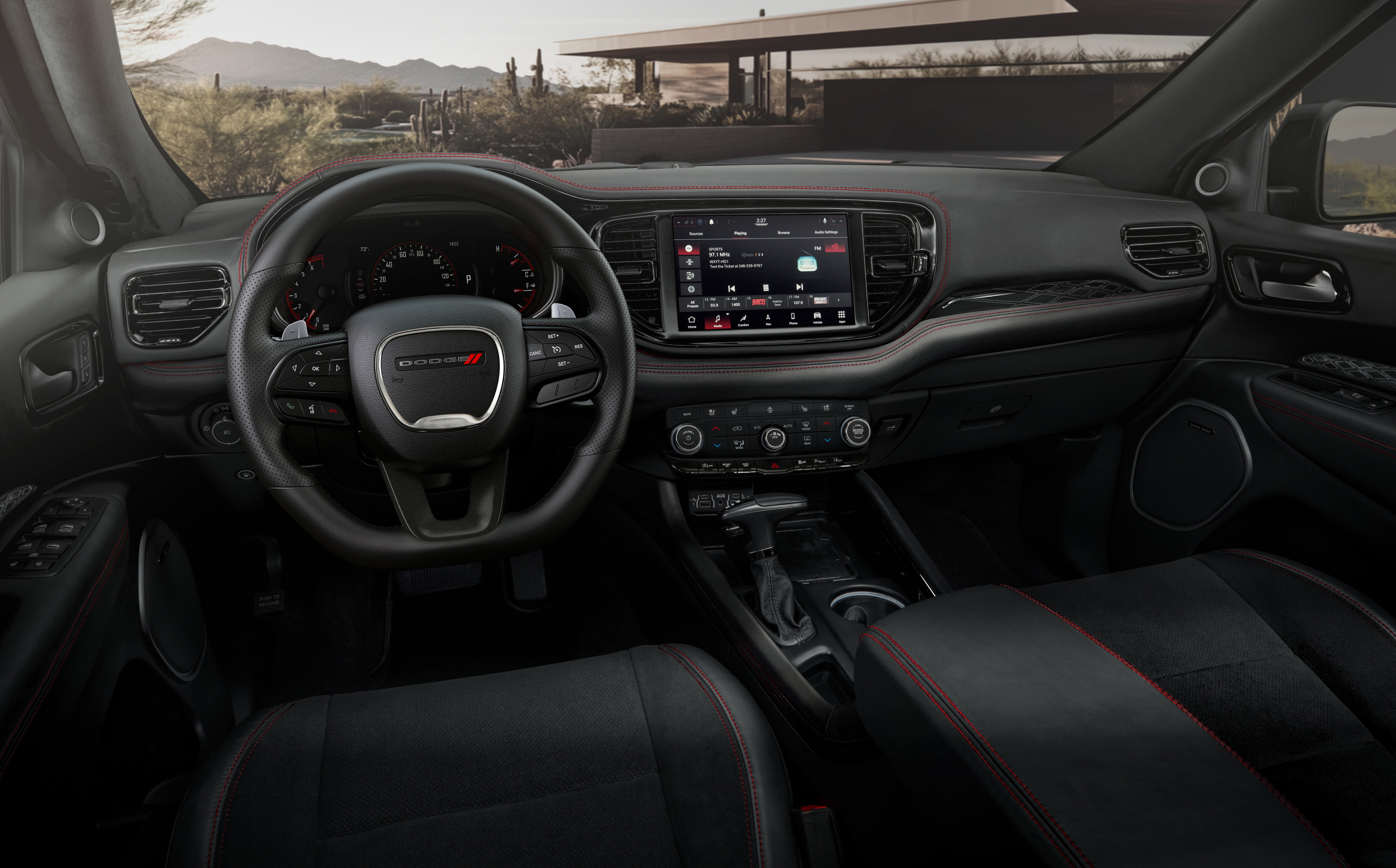 Dodge Durango 2026 tiene un buen espacio interior.