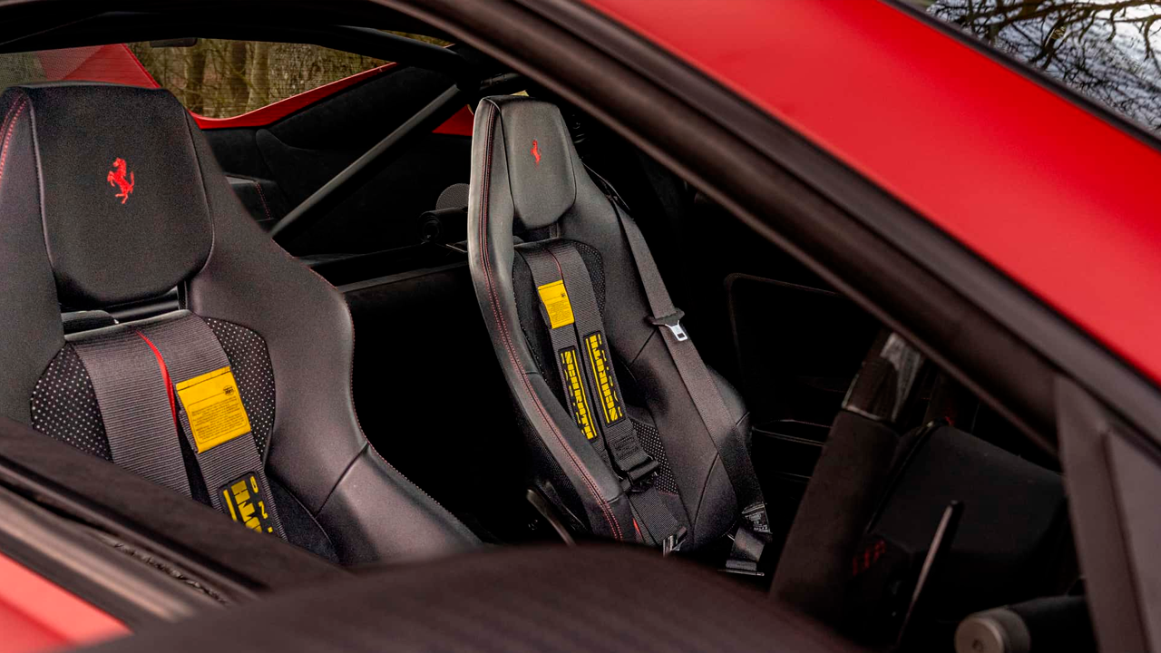 Talos XXT no modificó el interior del Ferrari 599.