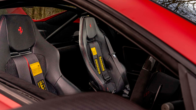 Talos XXT no modificó el interior del Ferrari 599.