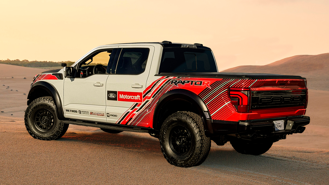 Ford F-150 Raptor R fue modificada para entregar 900 caballos de fuerza.