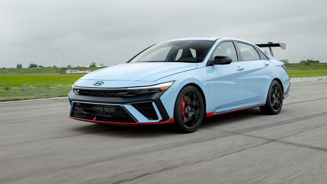 Hyundai Elantra N TCR Edition 2026 tiene un kit que lo hace más ligero.