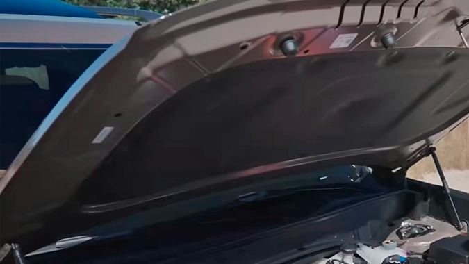 Hyundai Palisade Hybrid 2026 consume 30 mpg en AWD y la FWD 35 mpg.