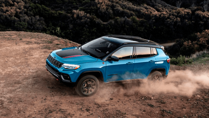 Jeep Compass 2026 sigue teniendo las grandes habilidades con la versión Trailhawk.